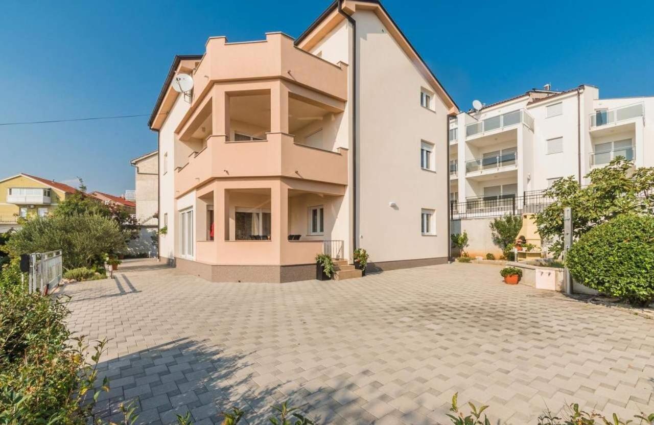 Apartment Ereiz