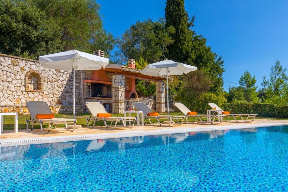 Villa Senses In Corfu