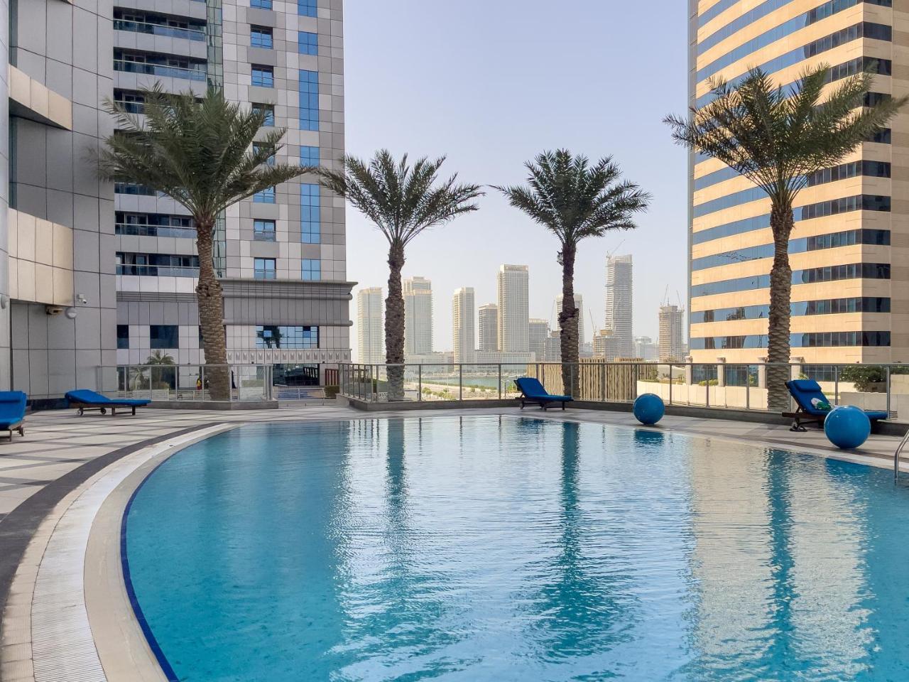 Marco Polo Stylish & Spacious 2 Br With Marina + City Views