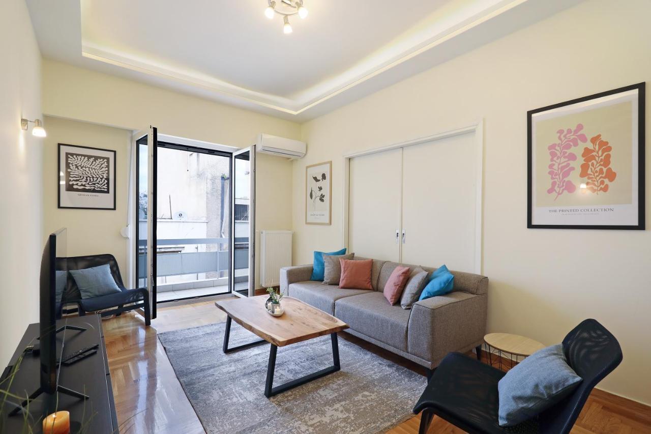 Cozy 3 Bedroom Retreat Next To Kolonaki Greecing