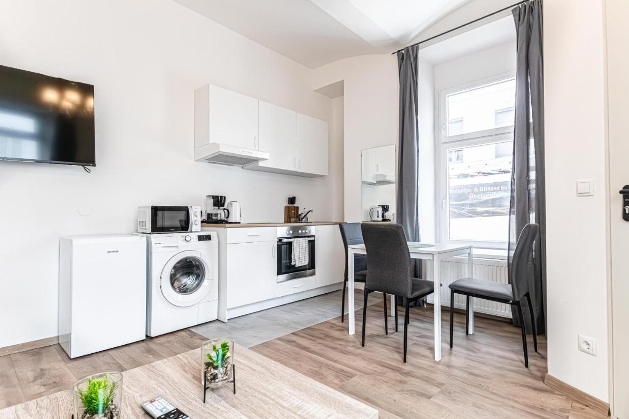 Westbahnhof Kingbed 1br Apt With Ensuite Washer