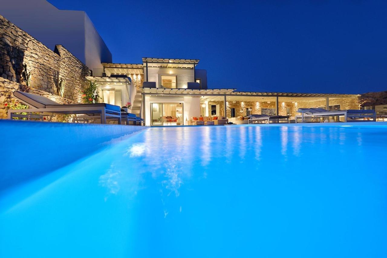 Outstanding Mykonos Villa 6 Bedrooms Villa Agamemnon Sauna & Jacuzzi Panoramic Sea Views