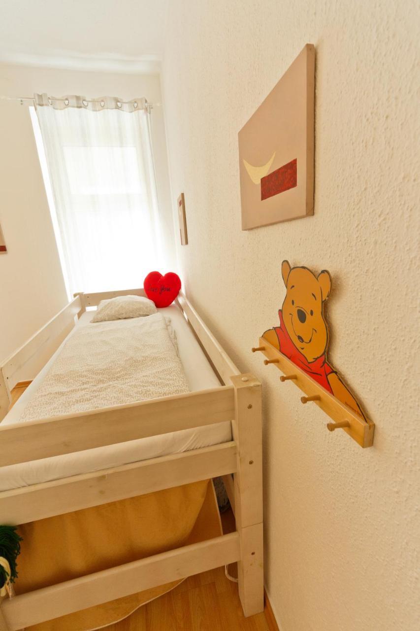 Apartments In Vienna Near Schonbrunn & Westbahnhof Keyless Check-in