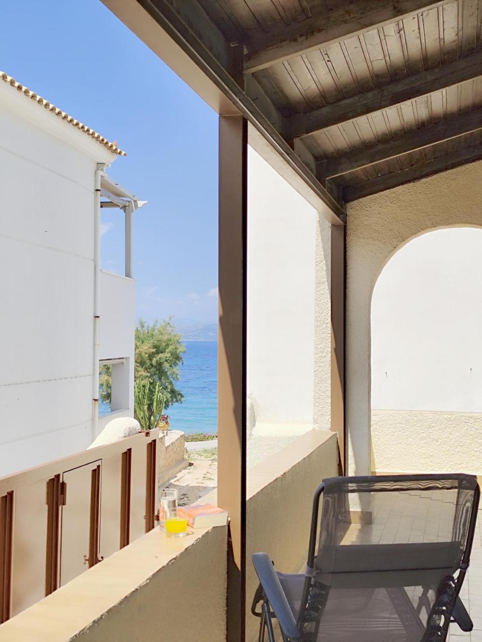 Mairi's Summerhouse Seaside, En-suite, 2-bedroom Summerhouse