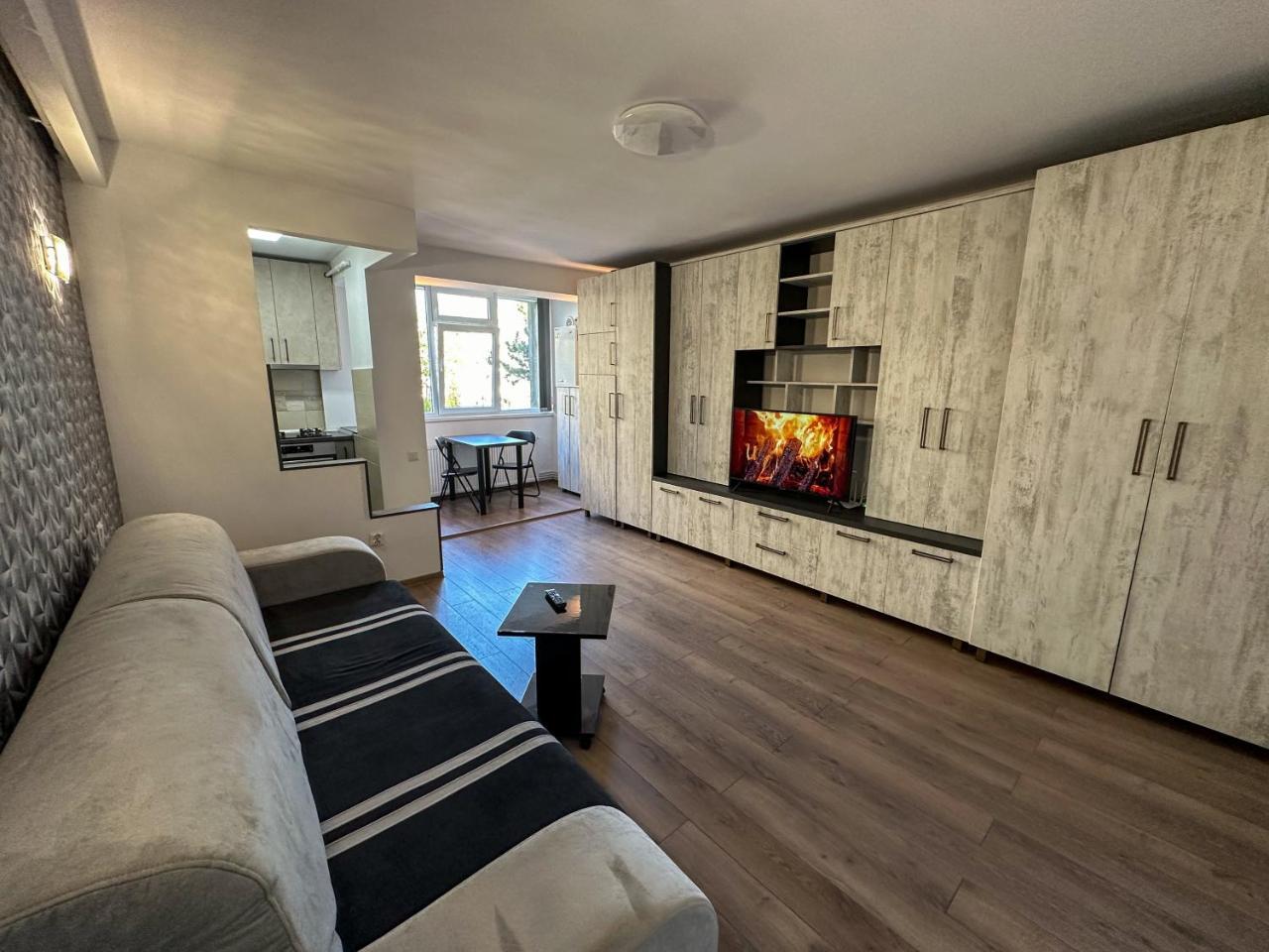 Brt Residence