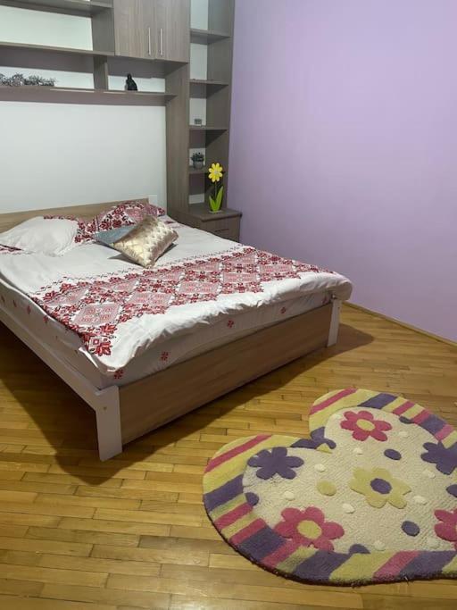 Blue House Apartment