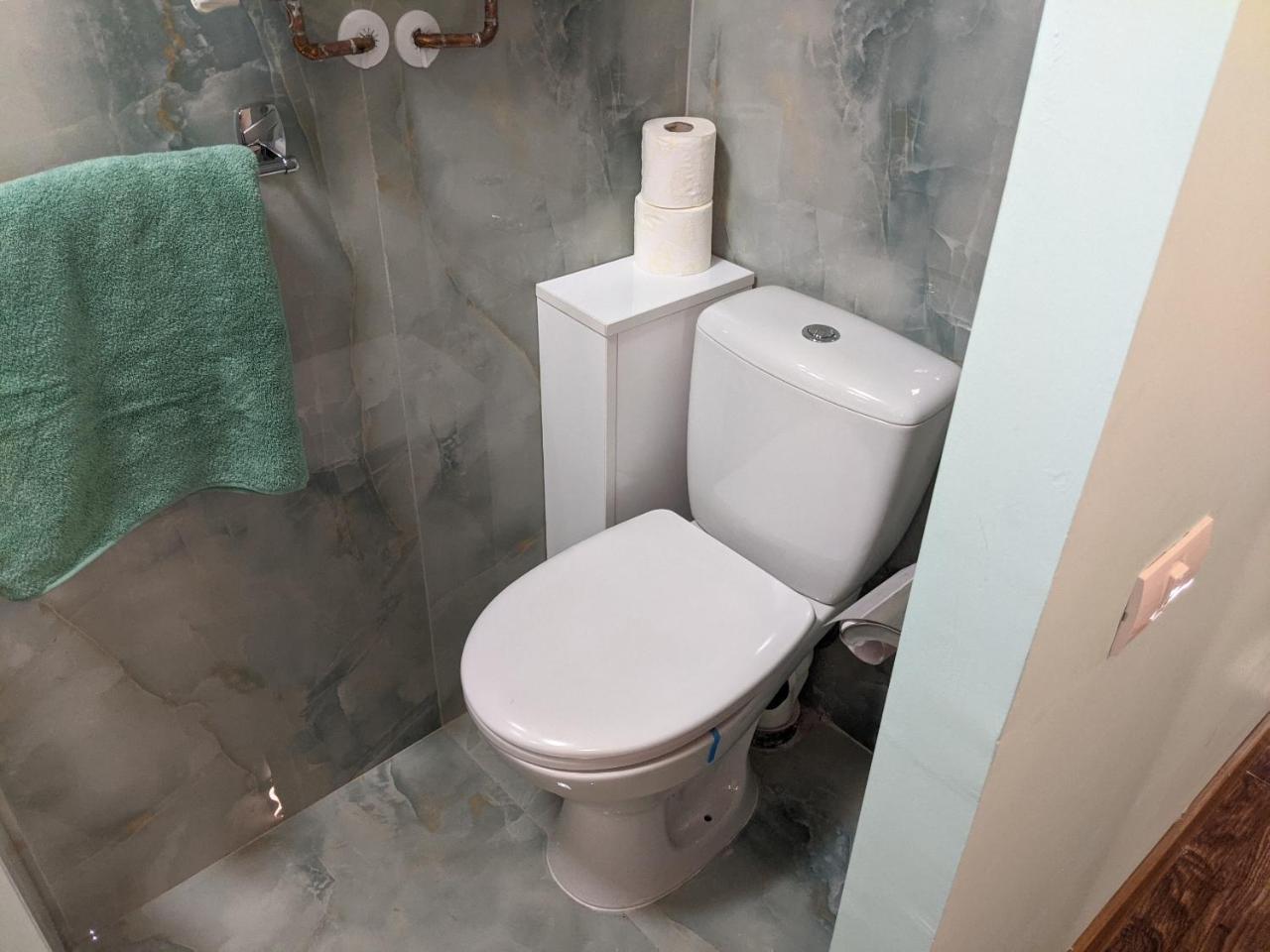 Ultra-central Apartment In The Dauerbach Palace