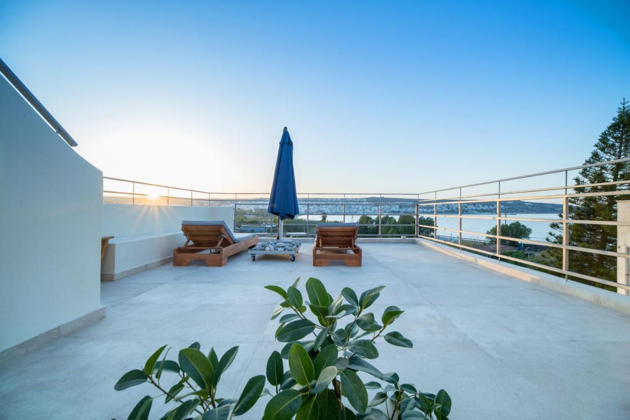 Sophia's Owl Flew Away Maisonette