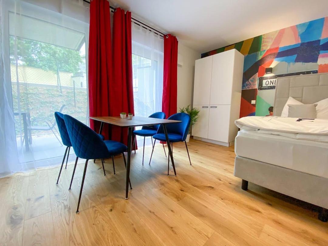 Grozugige Wohnung Mit Terrasse