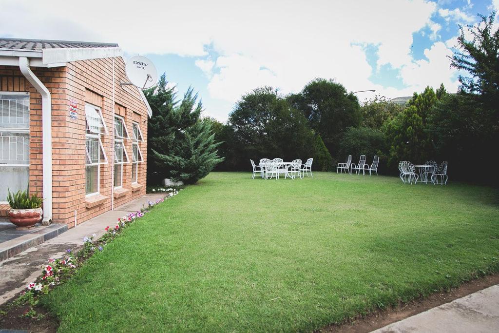 Khol Newman Bed And Breakfast