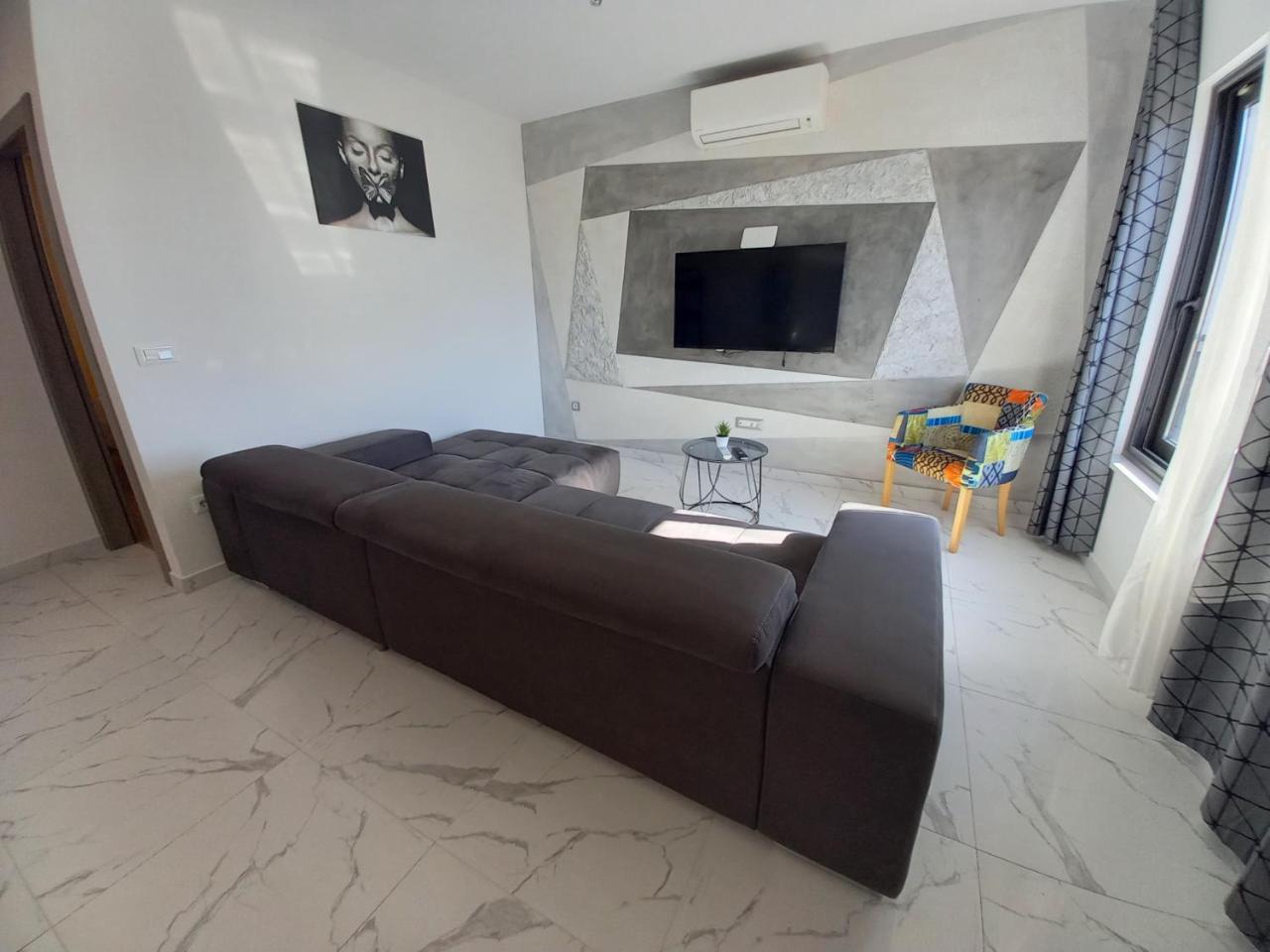City1 Apartments