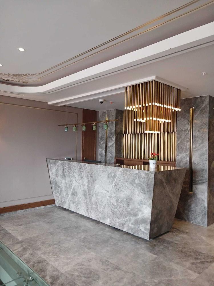 Theodosius Hotel