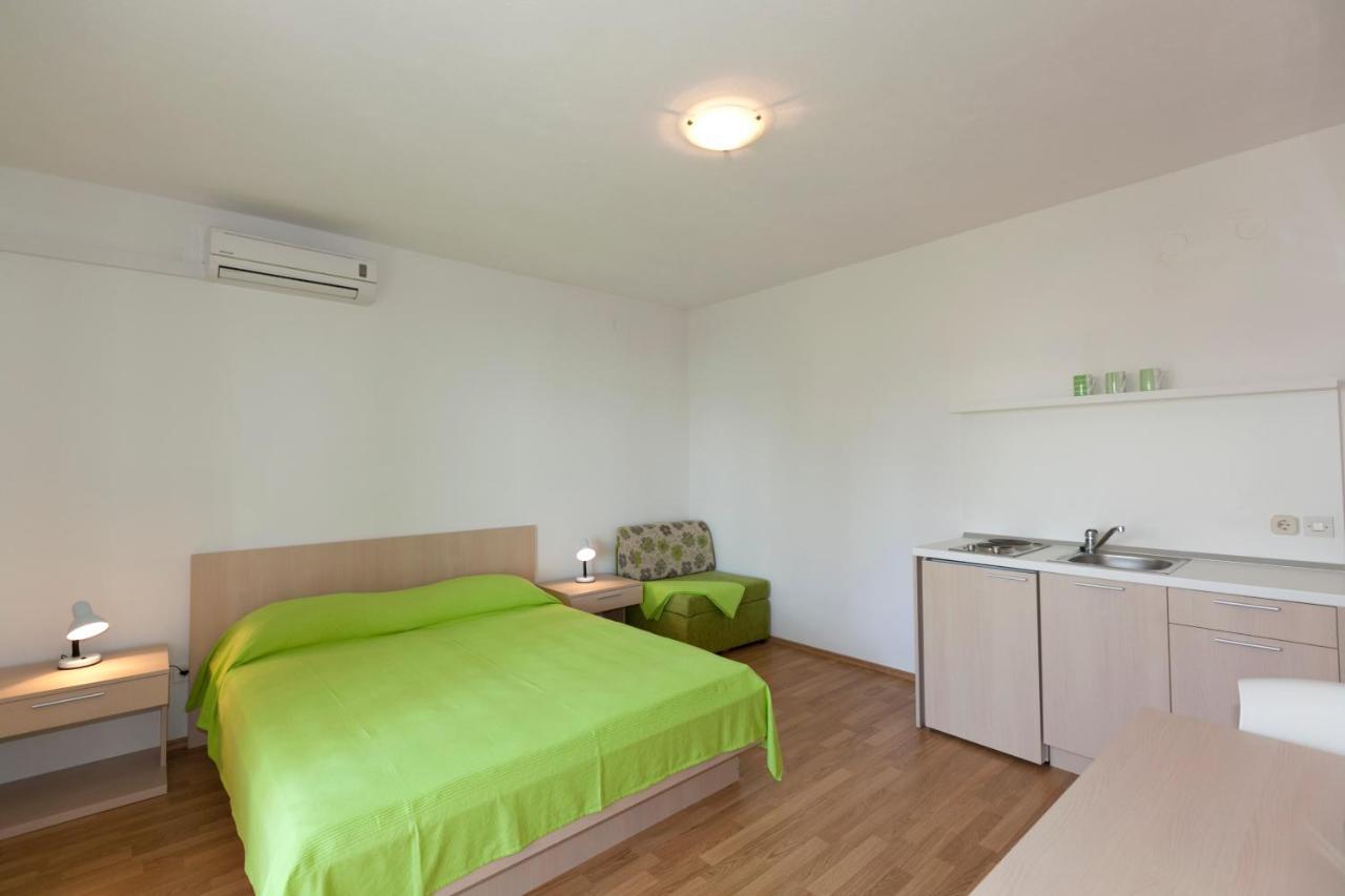 Apartments Near The Sea Marija