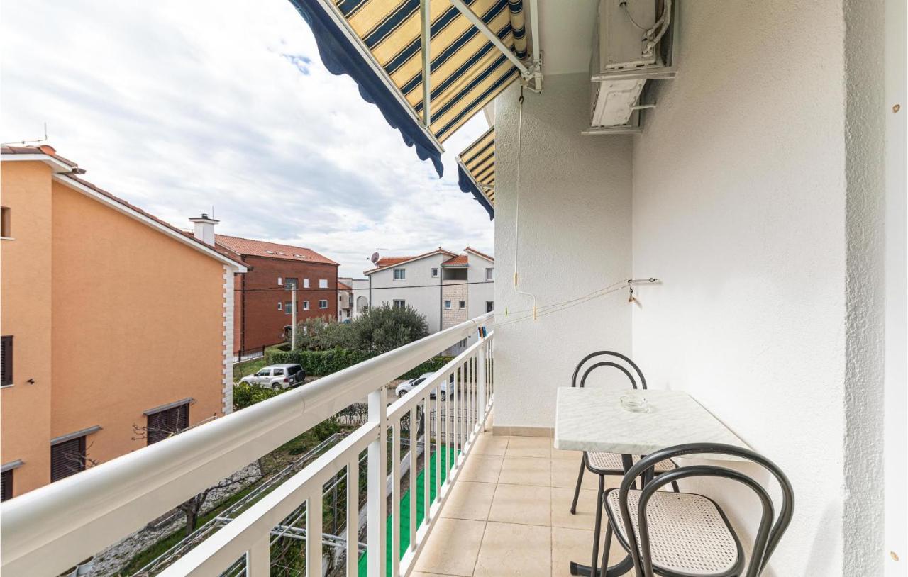 Amazing Apartment In Kastel Stafilic With Wifi