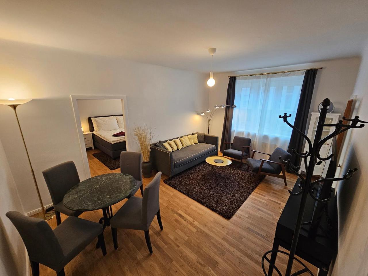 Yuki's Place Central Design Apartment Vienna Trade Fair Wu Campus Downtown Subway