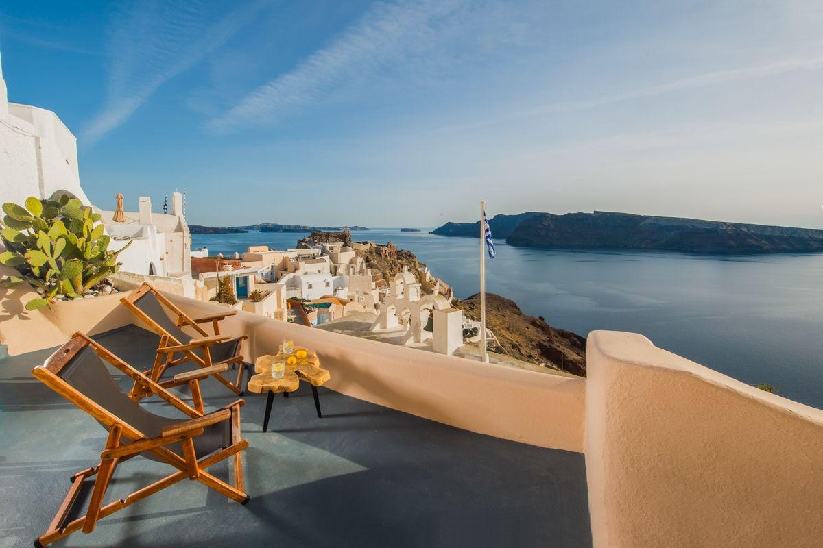 Nano Oia Villa