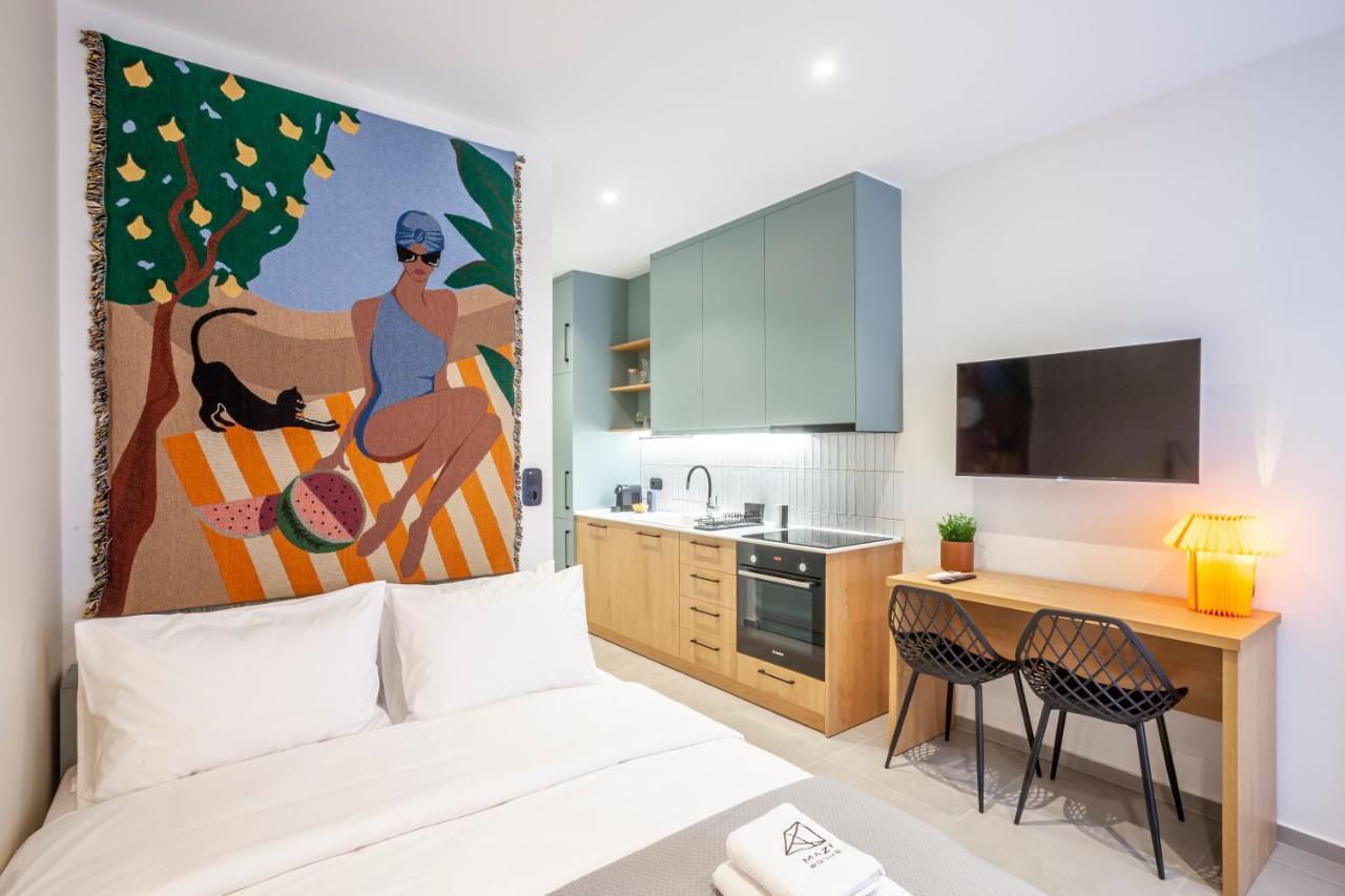 Mazi Rooms Charilaou 2,1