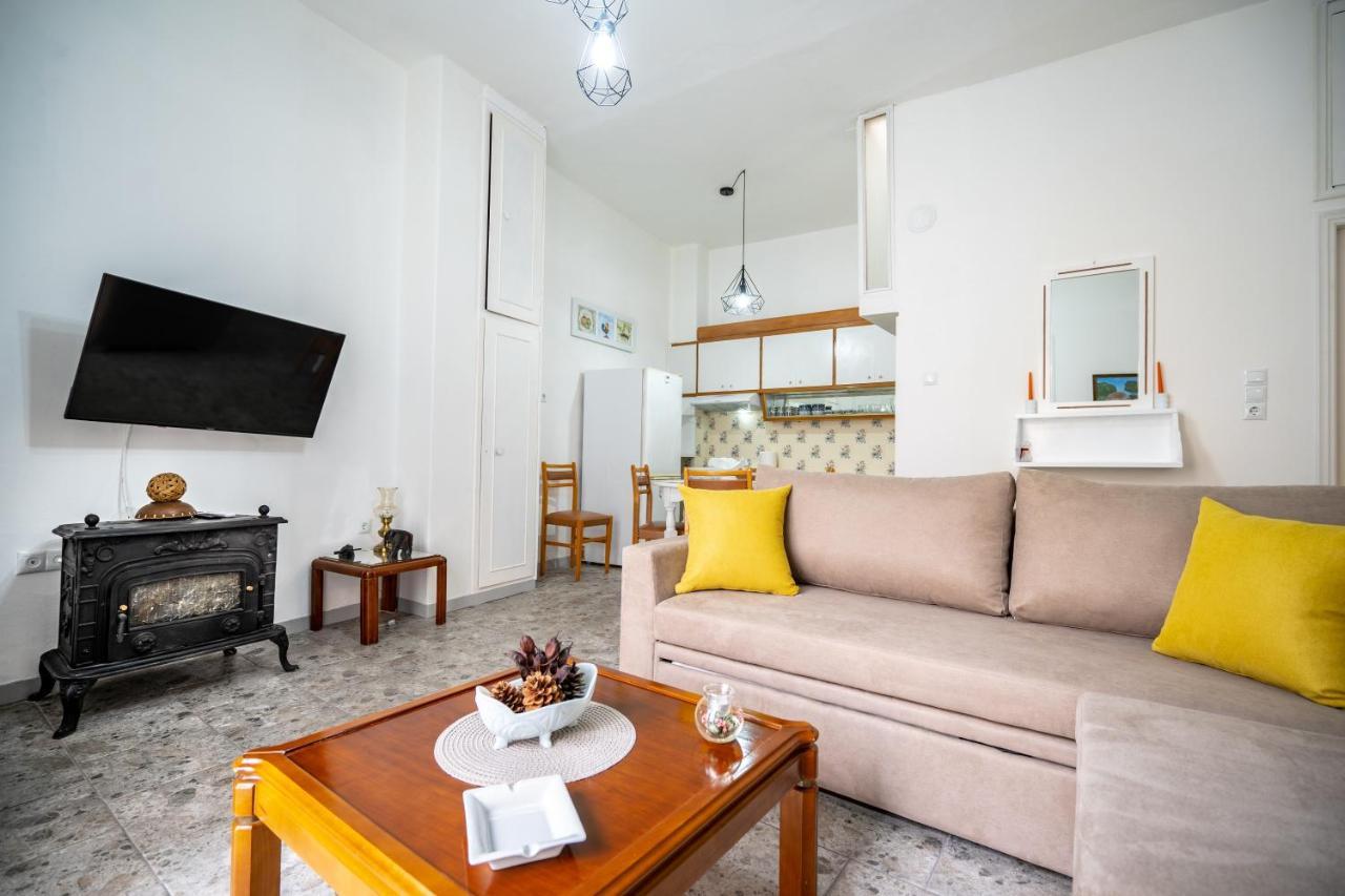 Keratsini 2 Bedroom 4 Pers Apart by Mps