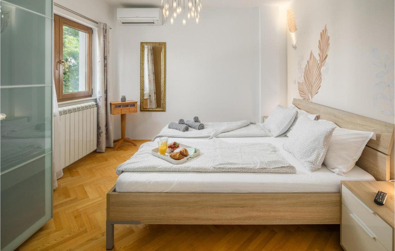 Beautiful Home In Rovinj With Wifi
