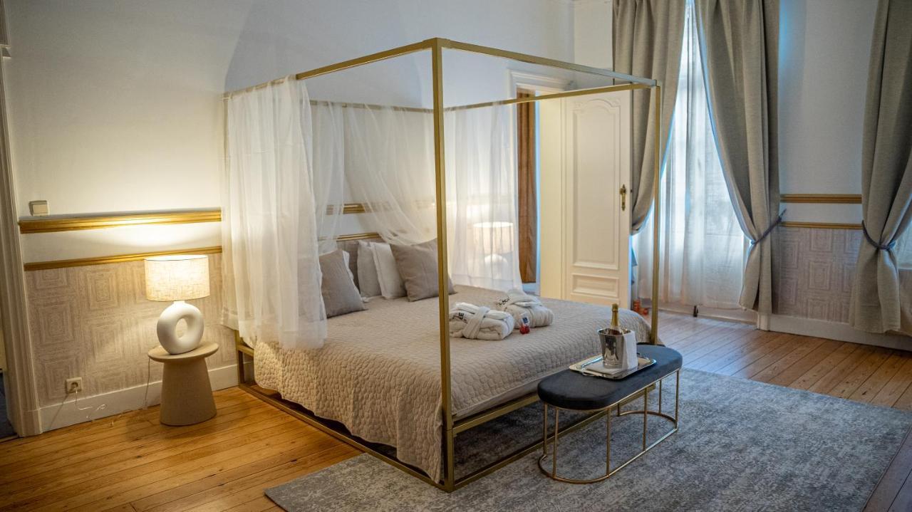 Hotel de Maitre de Vaughan