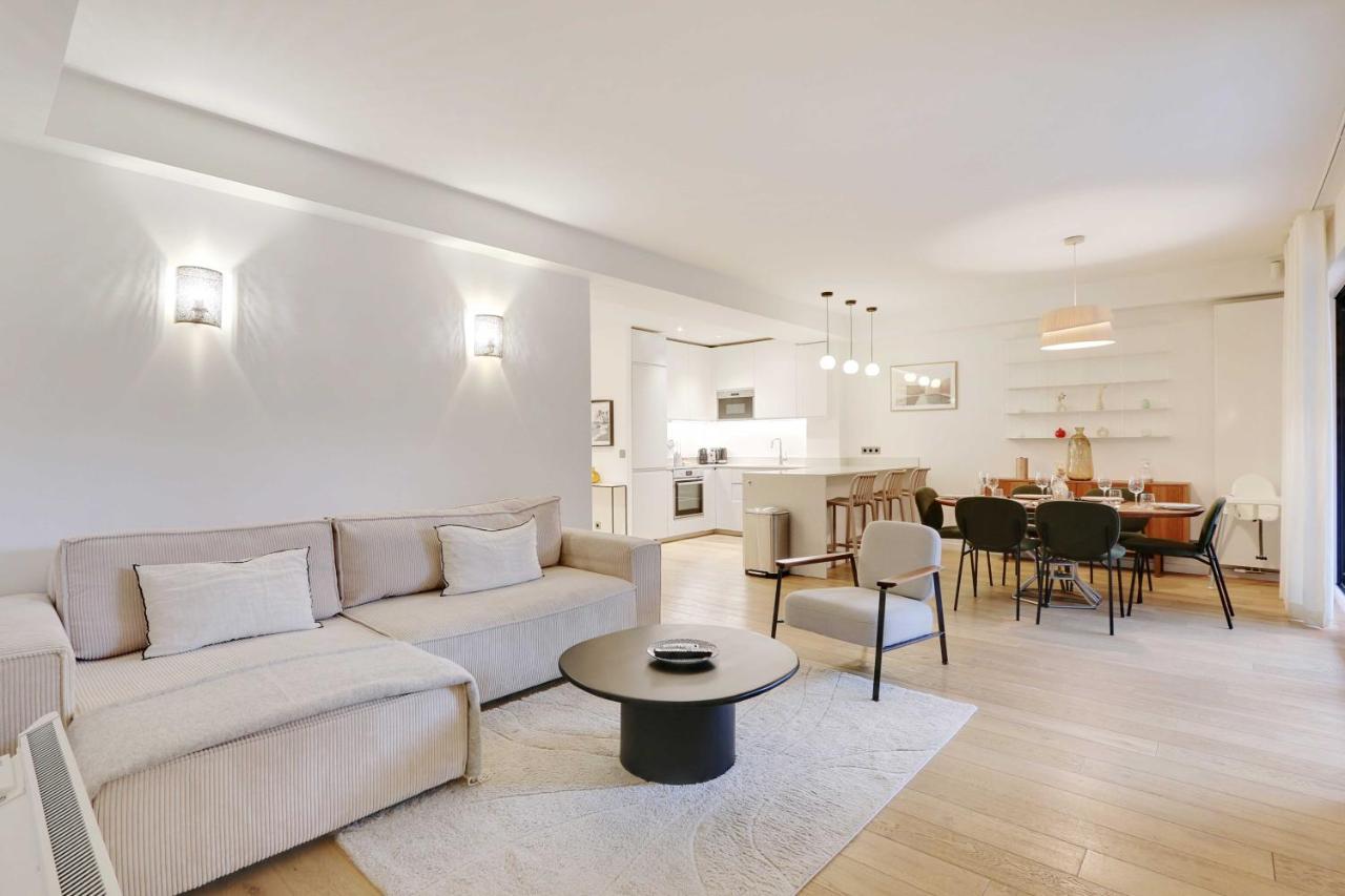 Passy - Eiffel Tower - Amazing 2br with Garden