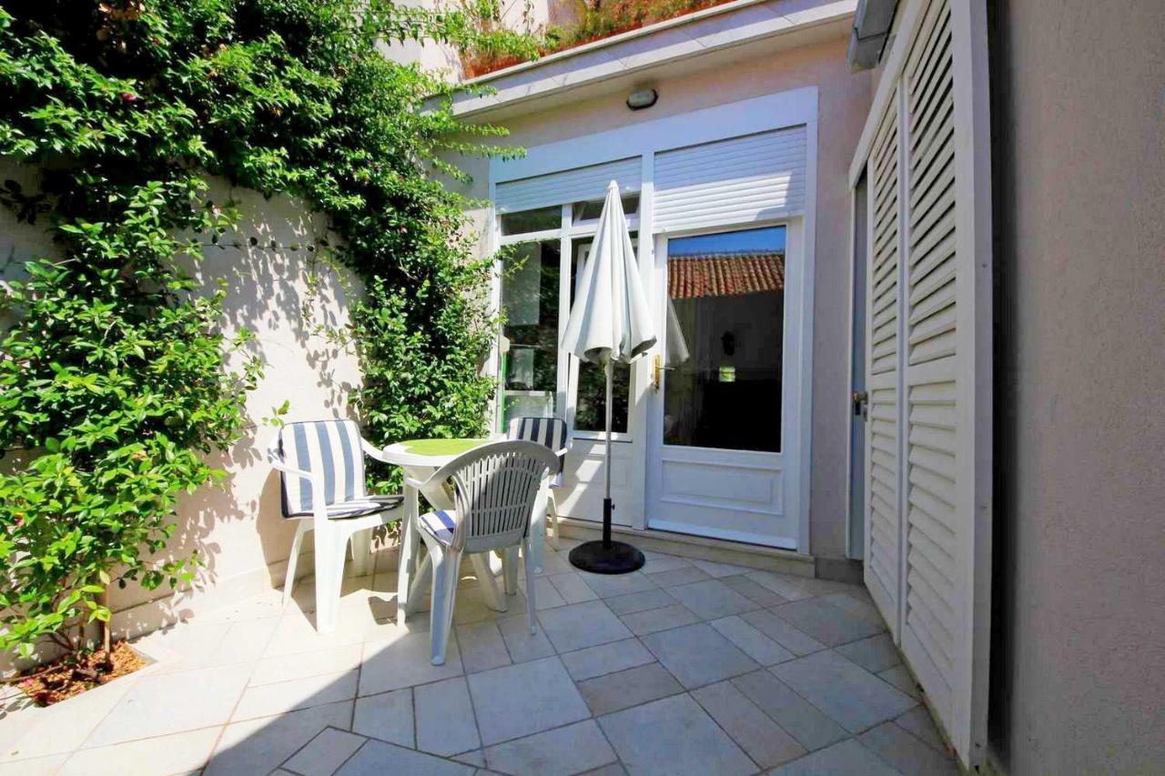Studios Mimoza