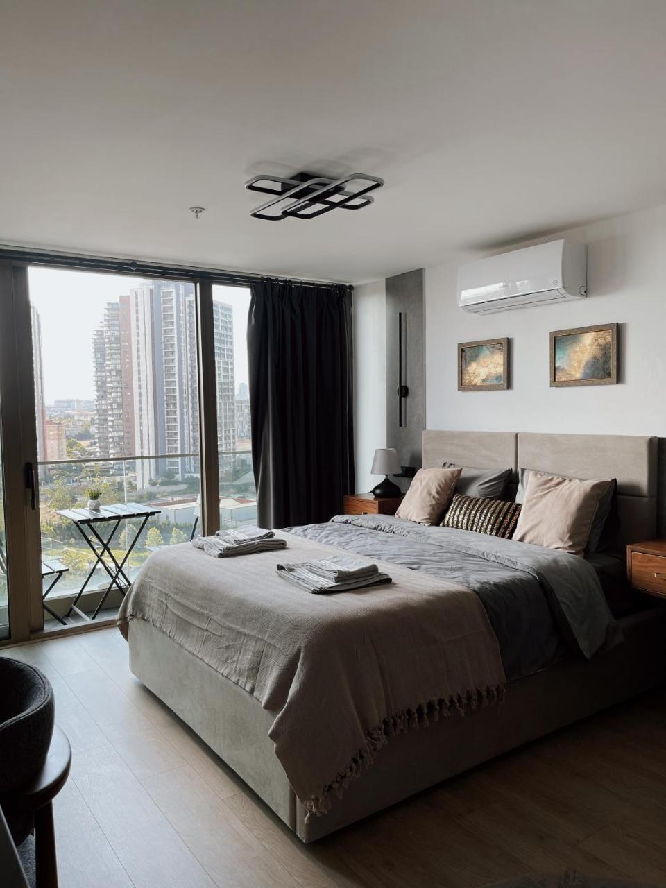 Modern Studio With Balcony