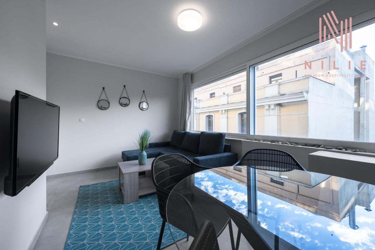 Next Door, Nilie Hospitality Mgmt