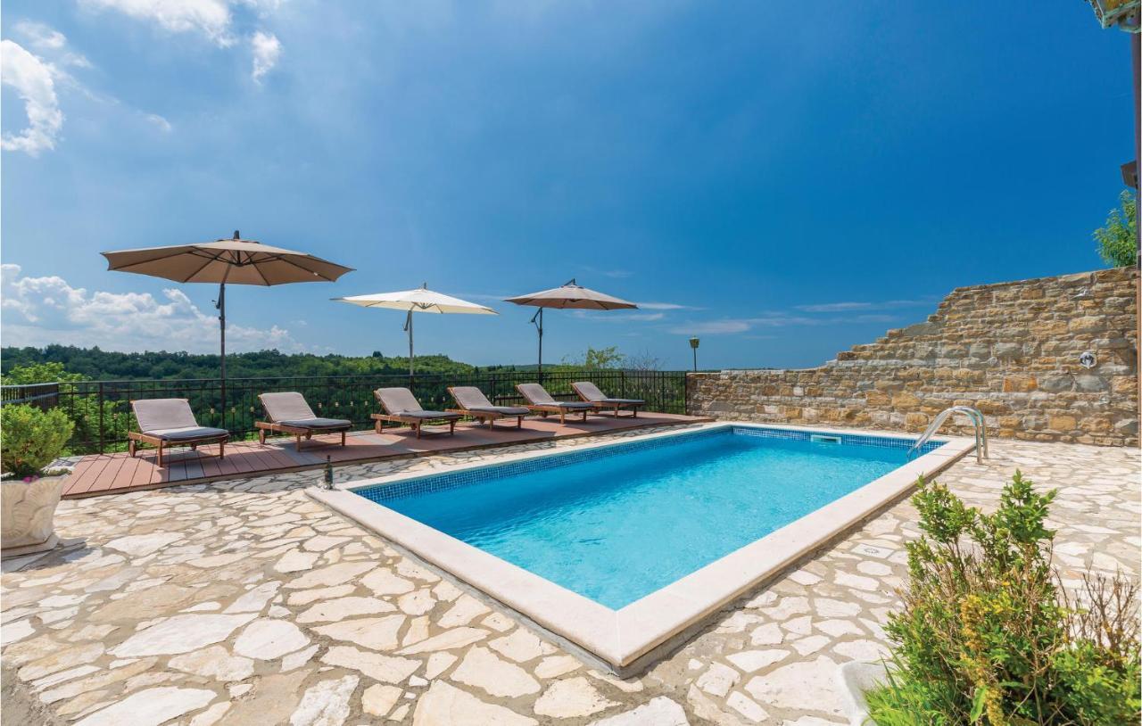 Gorgeous Home In Momjan With Heated Swimming Pool