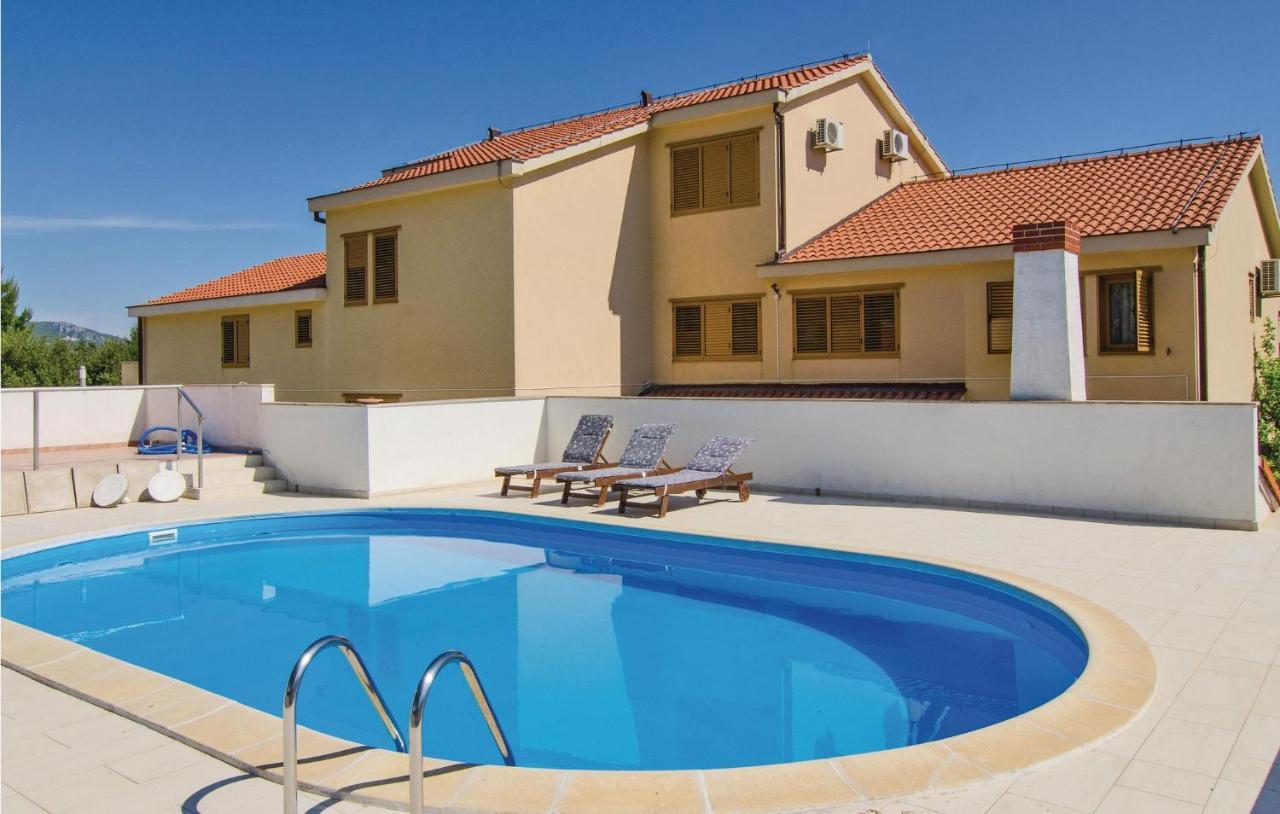 2 Bedroom Gorgeous Apartment In Orebic