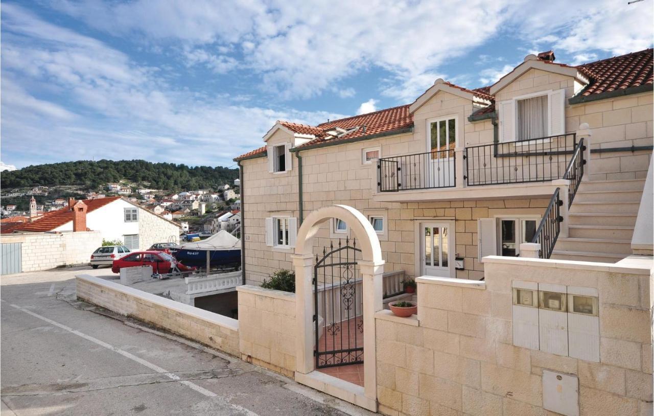 3 Bedroom Awesome Apartment In Pucisca