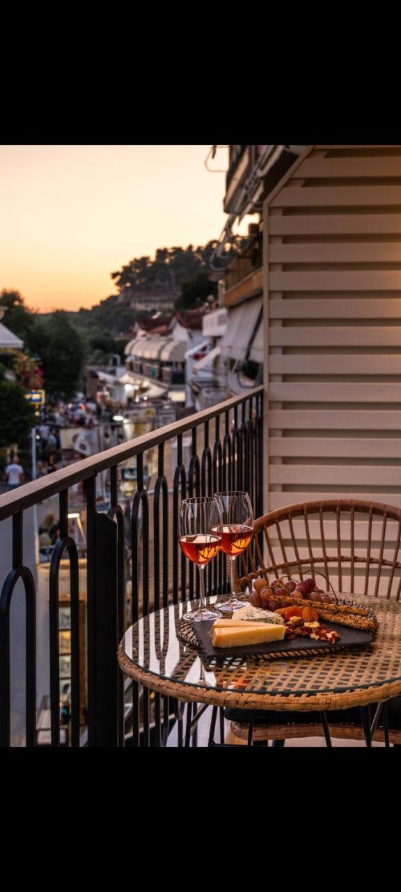 Az Luxury Apartments