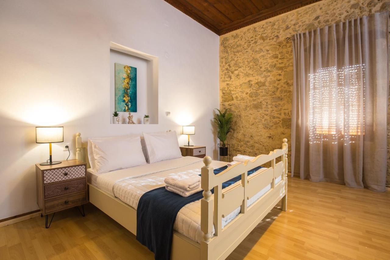 Manolis Stone House Villa