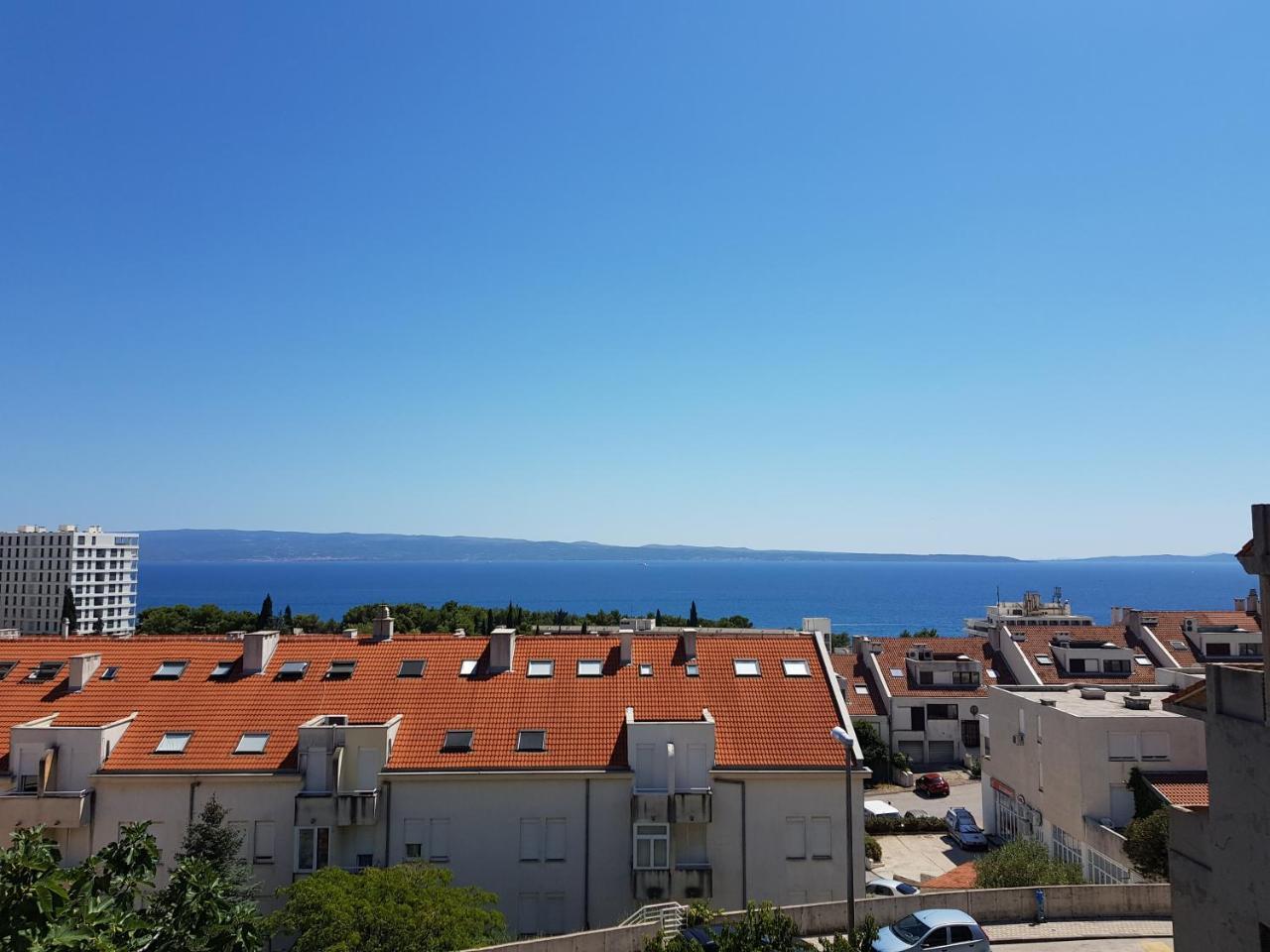 Apartments Sea View