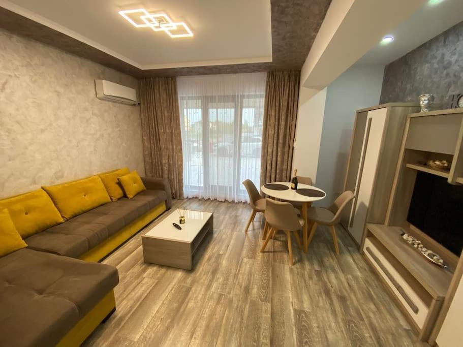 Apartament Two