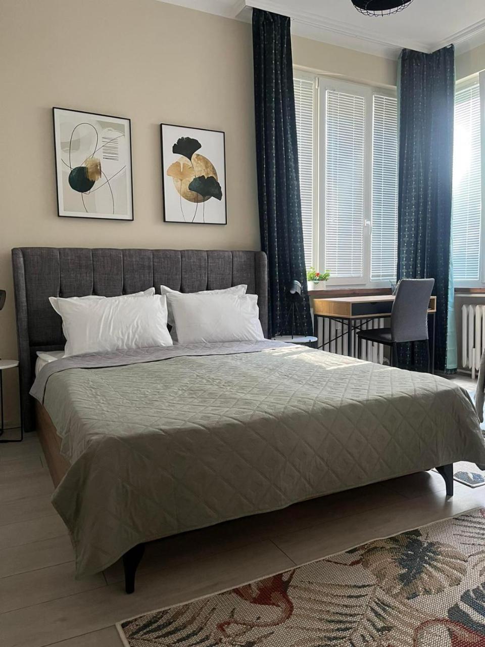 El Apartment