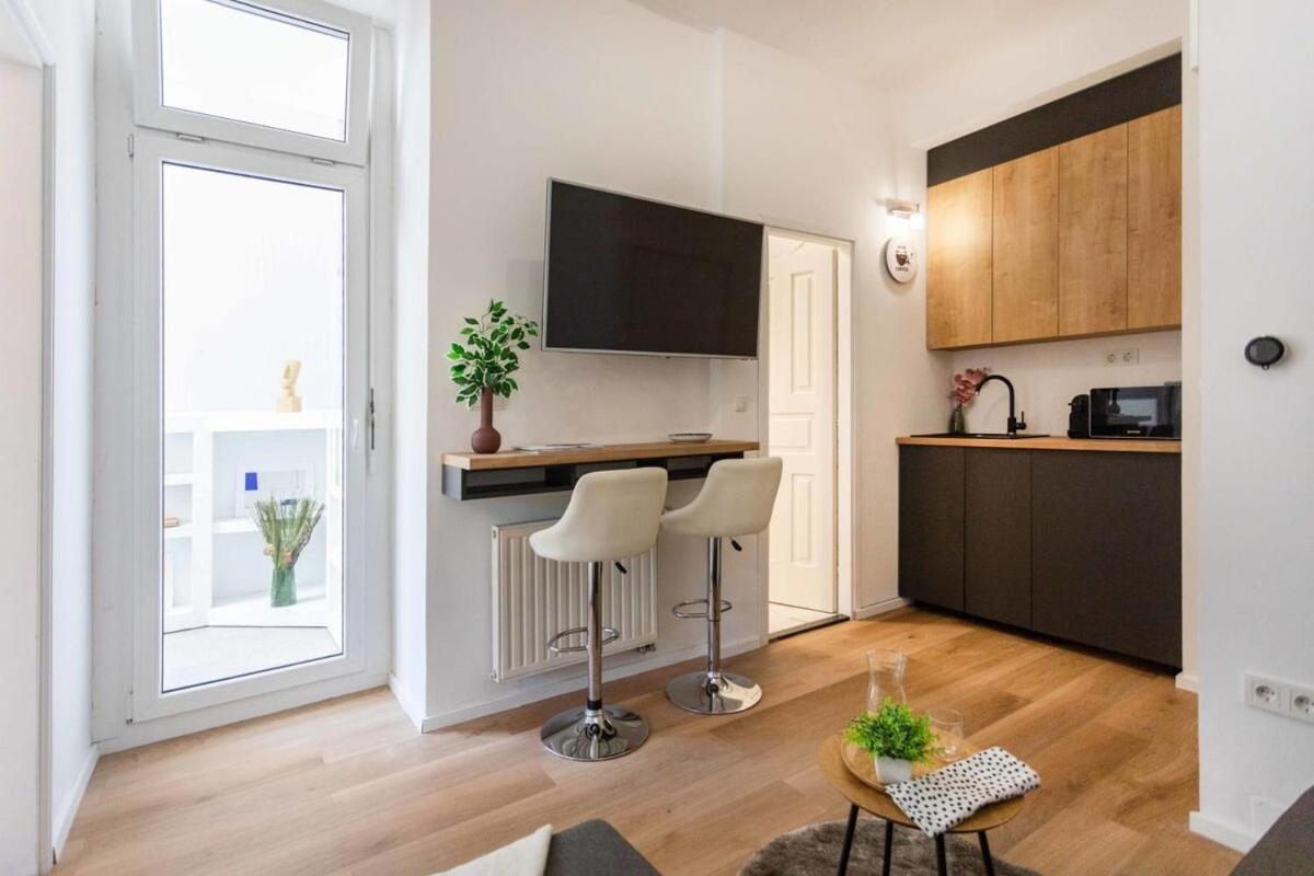 Sofia's Apartment Urban Stay