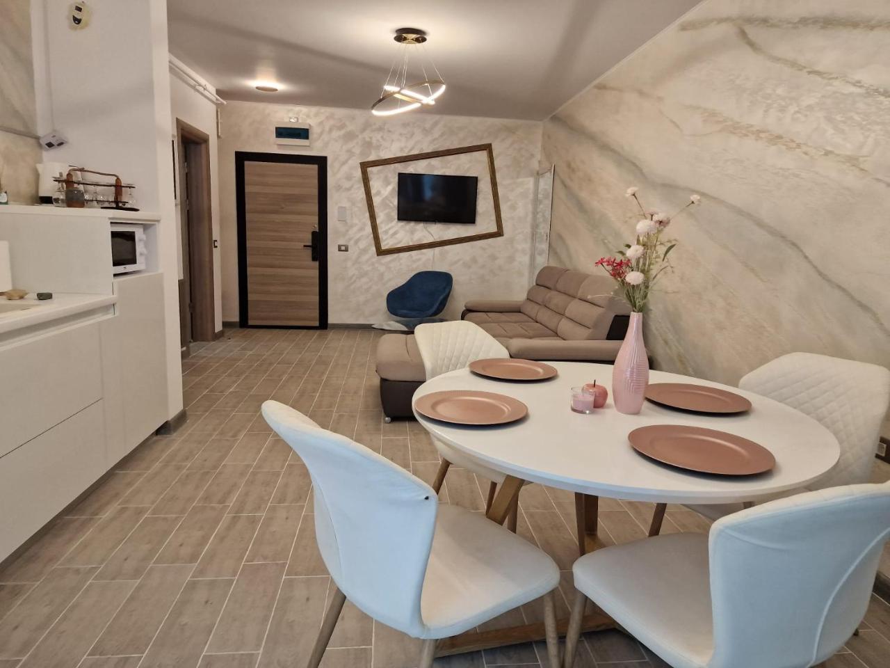 Eva Apartment