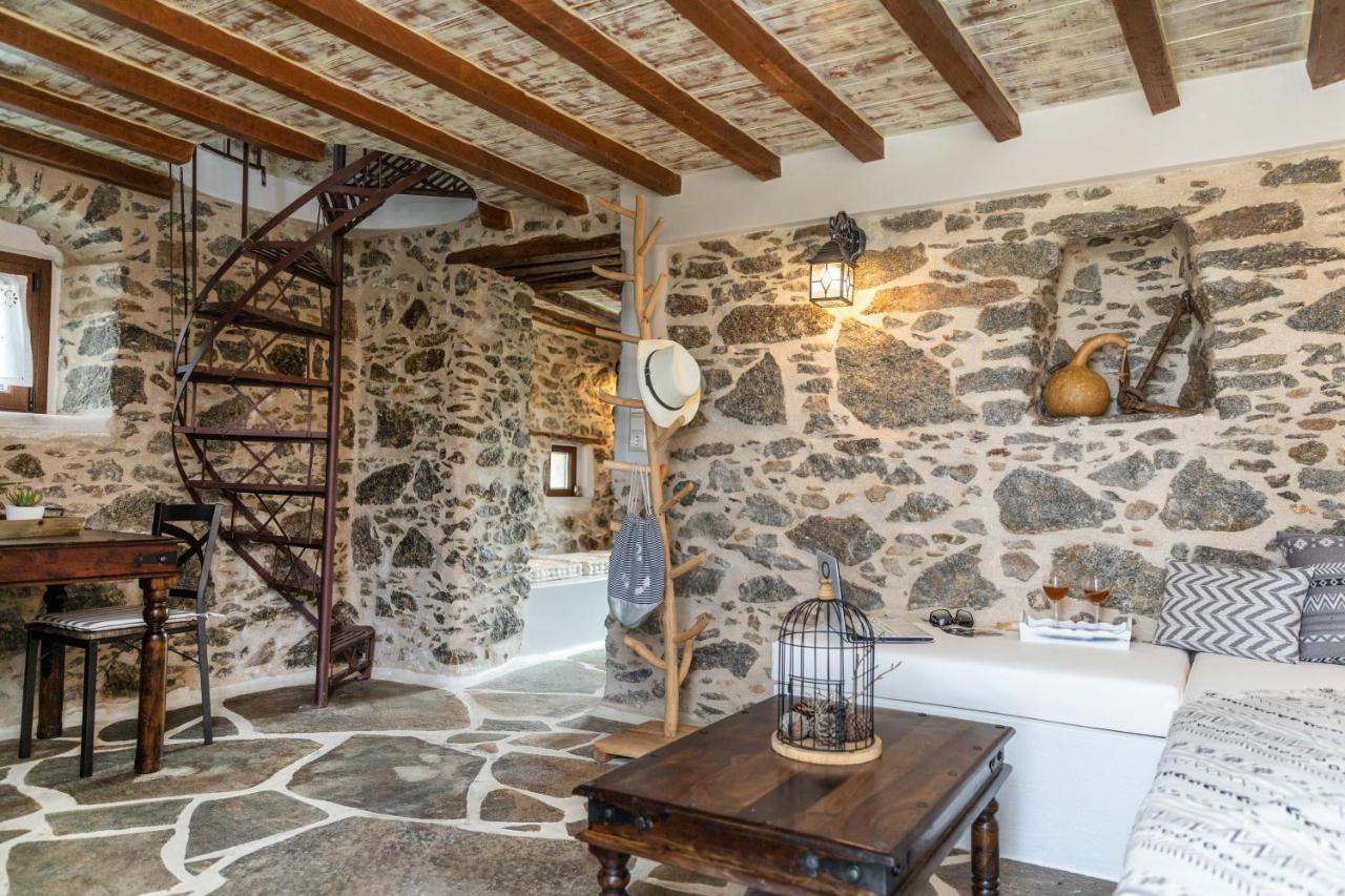Peratsi Stone Houses