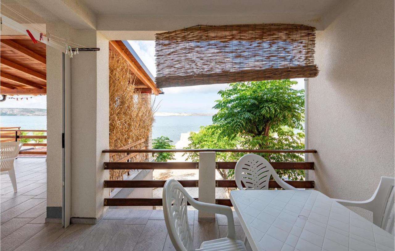 1 Bedroom Awesome Apartment In Kustici