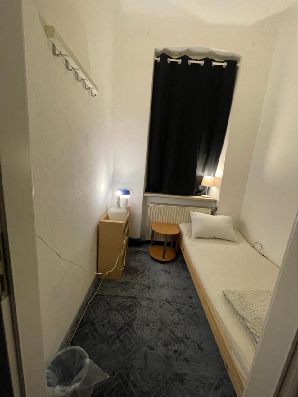 U6 Schopfwerk Hostel 1