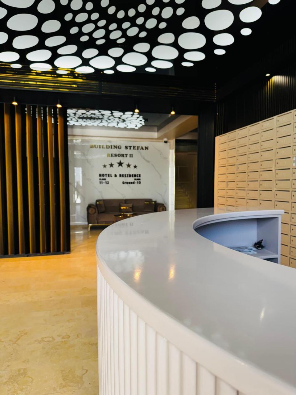 Dxn Apartment 12 by Stefan Building