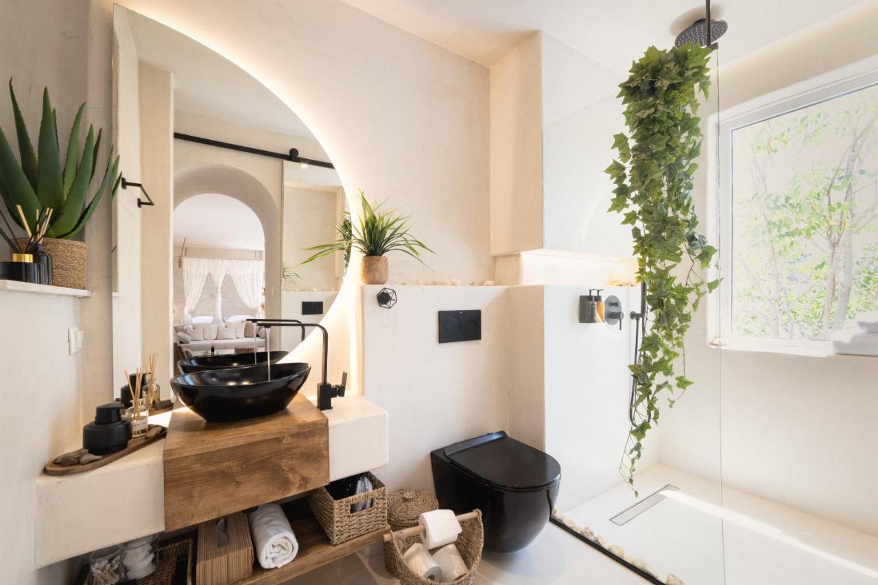 Gea Athenian Suites