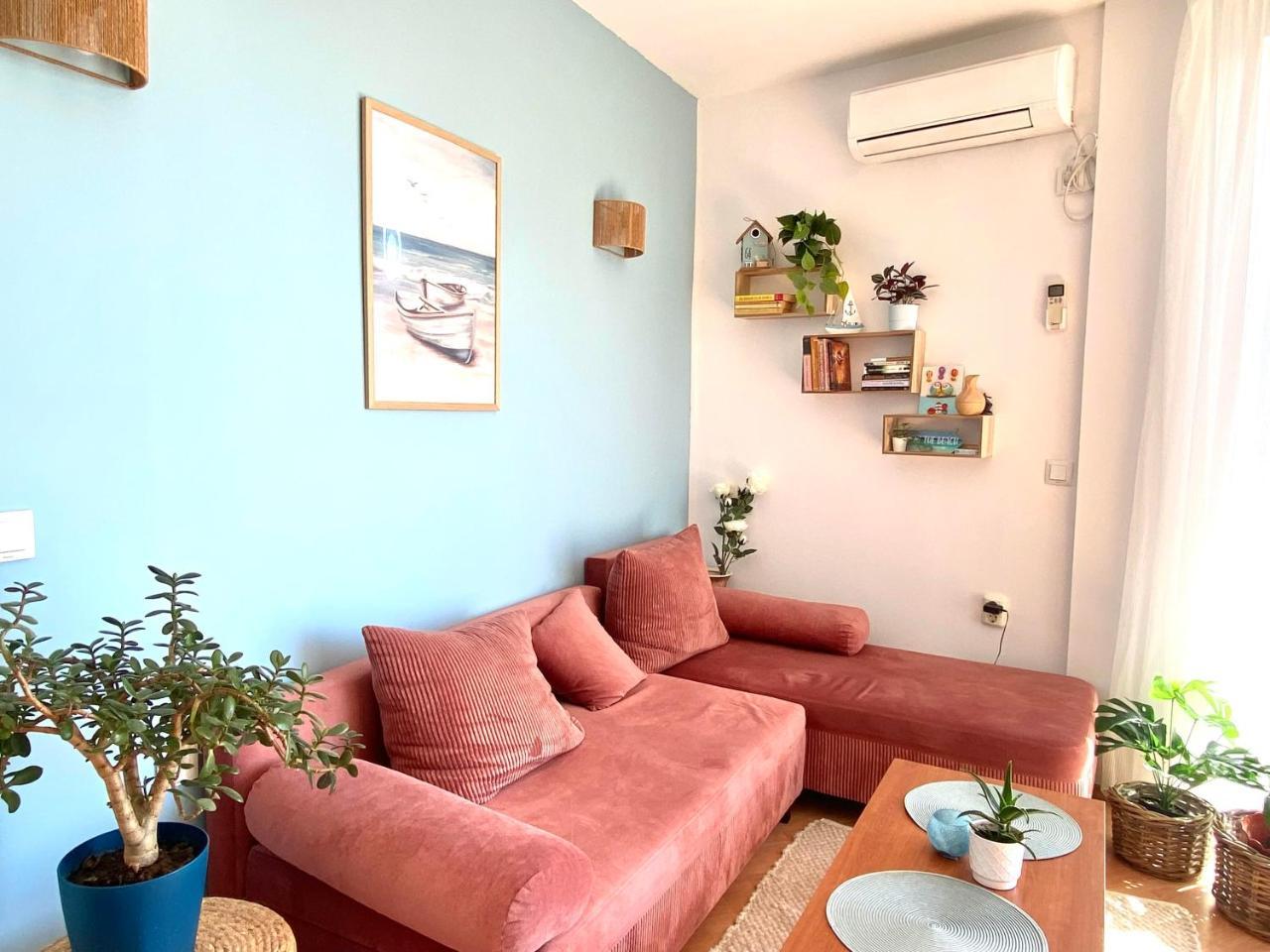 Sunny Paradise Apartment