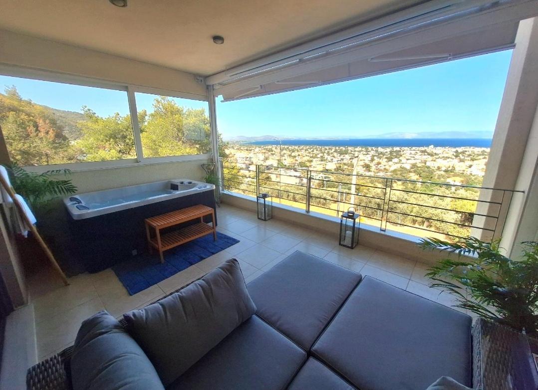 Seaview Apartment With Jacuzzi & Home Cinema