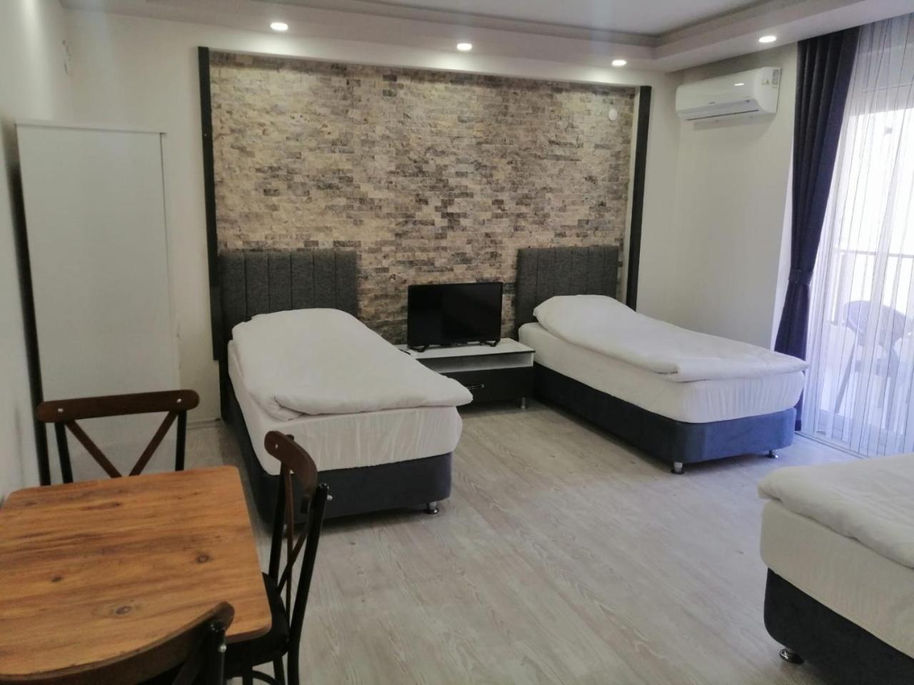 Sky Hotel & Apartments