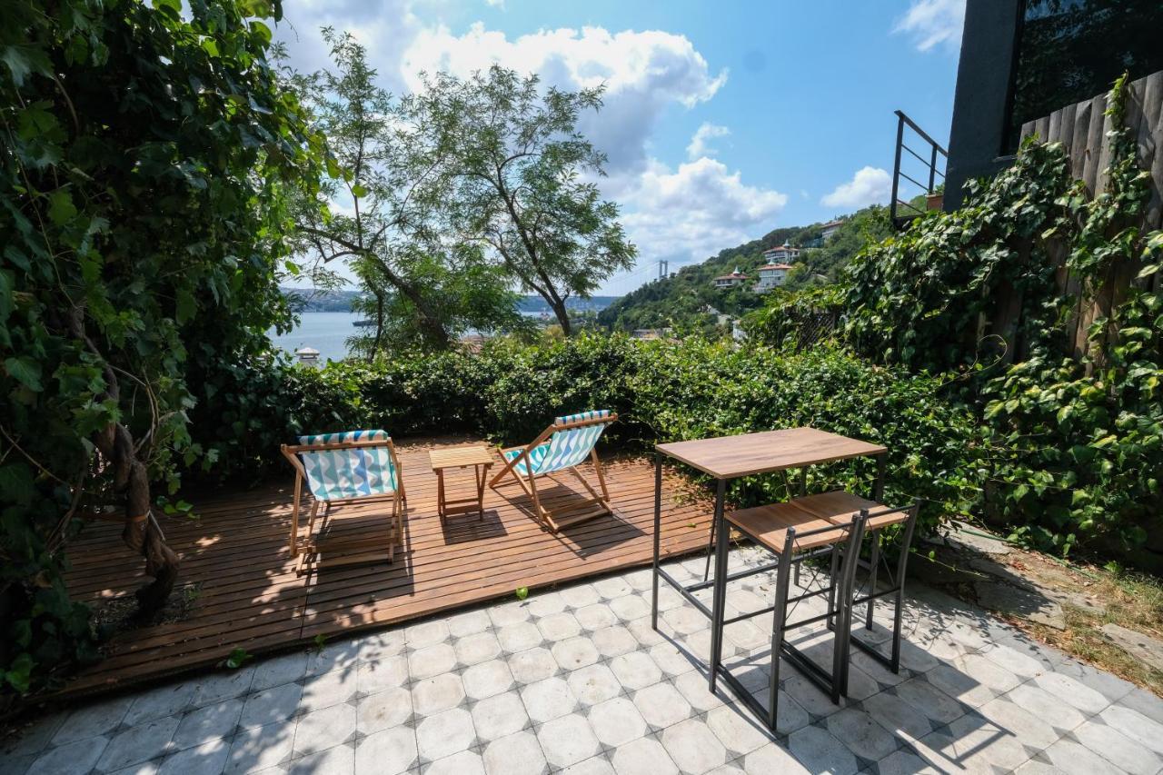 Maison Detroit Iconic 3br Triplex With Great Views