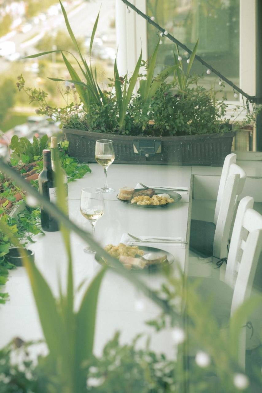 Old Town Apartment With Amazing View From The Balcony