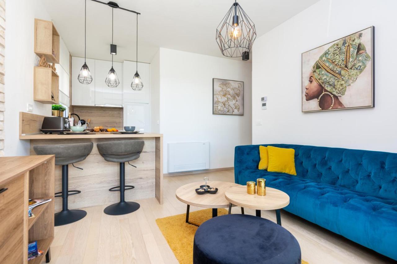 Oli's Apartment