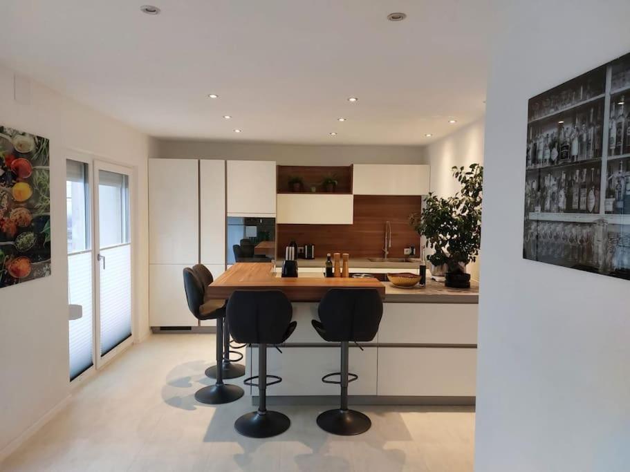 Modern Apartment Perfectly Located